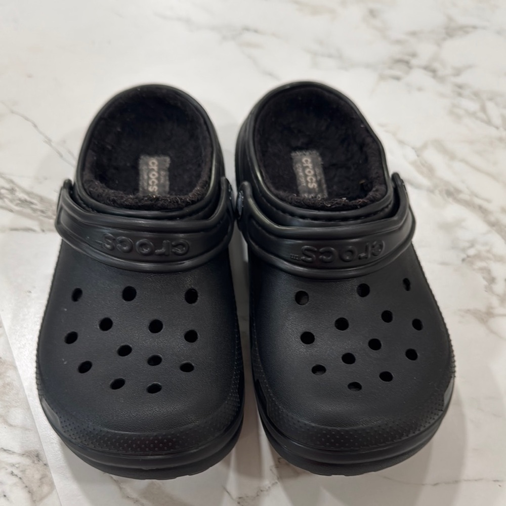 Kids fuzzy CROCS